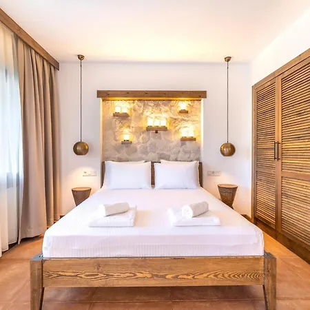 Elizya Boutique Hotel *